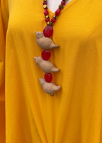 Collar de pajaritos barro negro