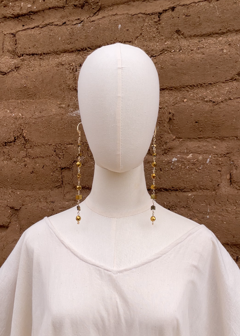 Aretes hematita dorados