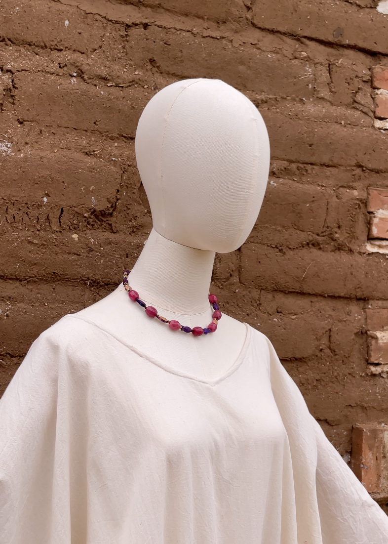 Collar de peces y cristales circulares