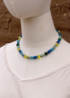 Collar peces multicolor diverso