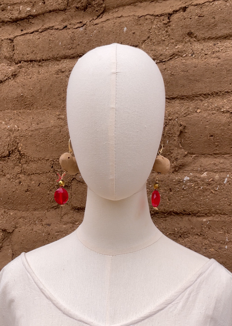 Aretes de pajaritos en barro rojo