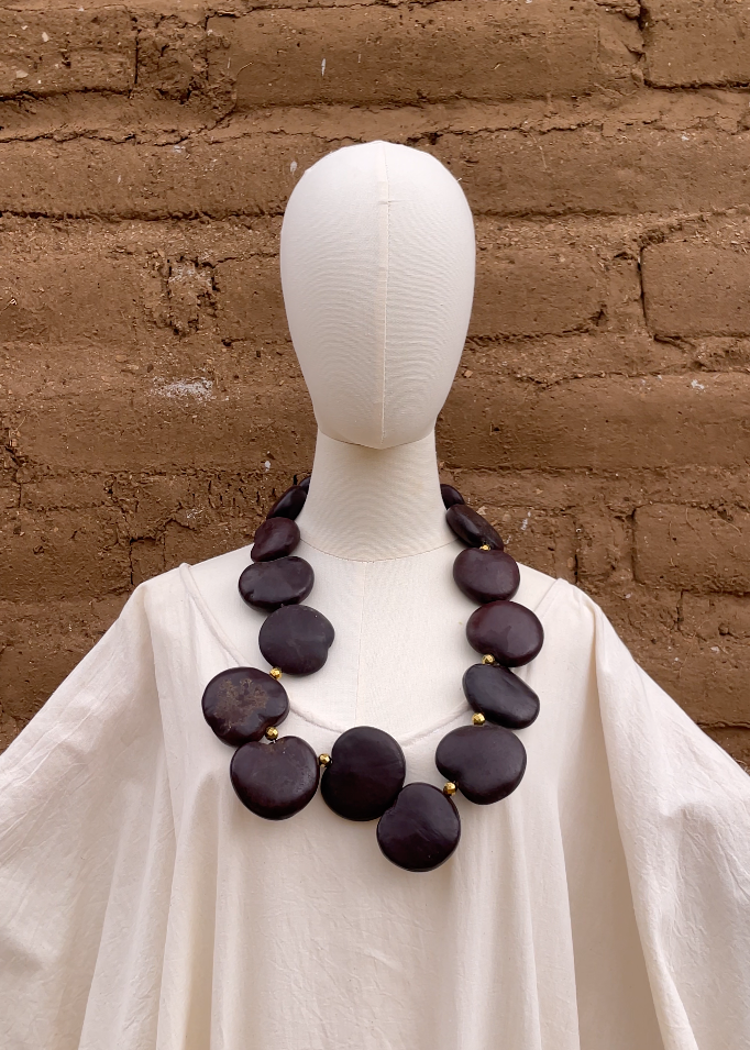 Collar camino de corazón de mono