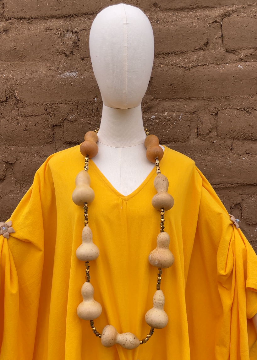 Collar camino de bules