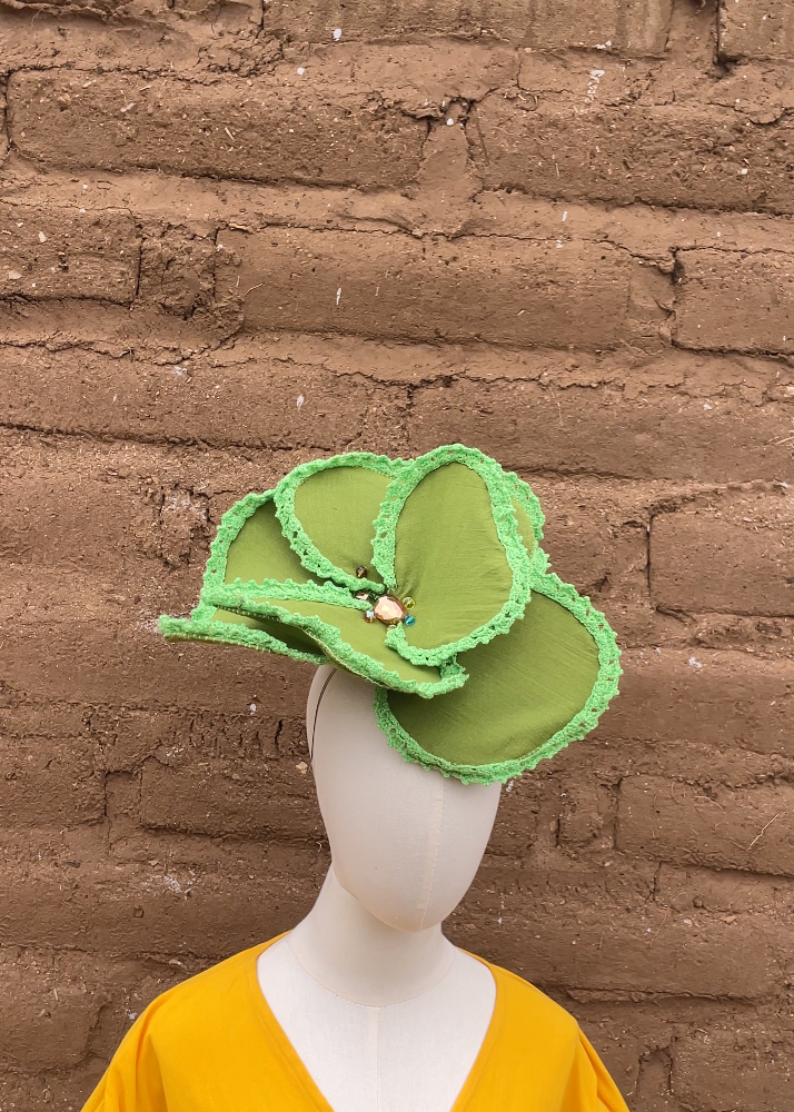 Diadema flor de 3 pétalos