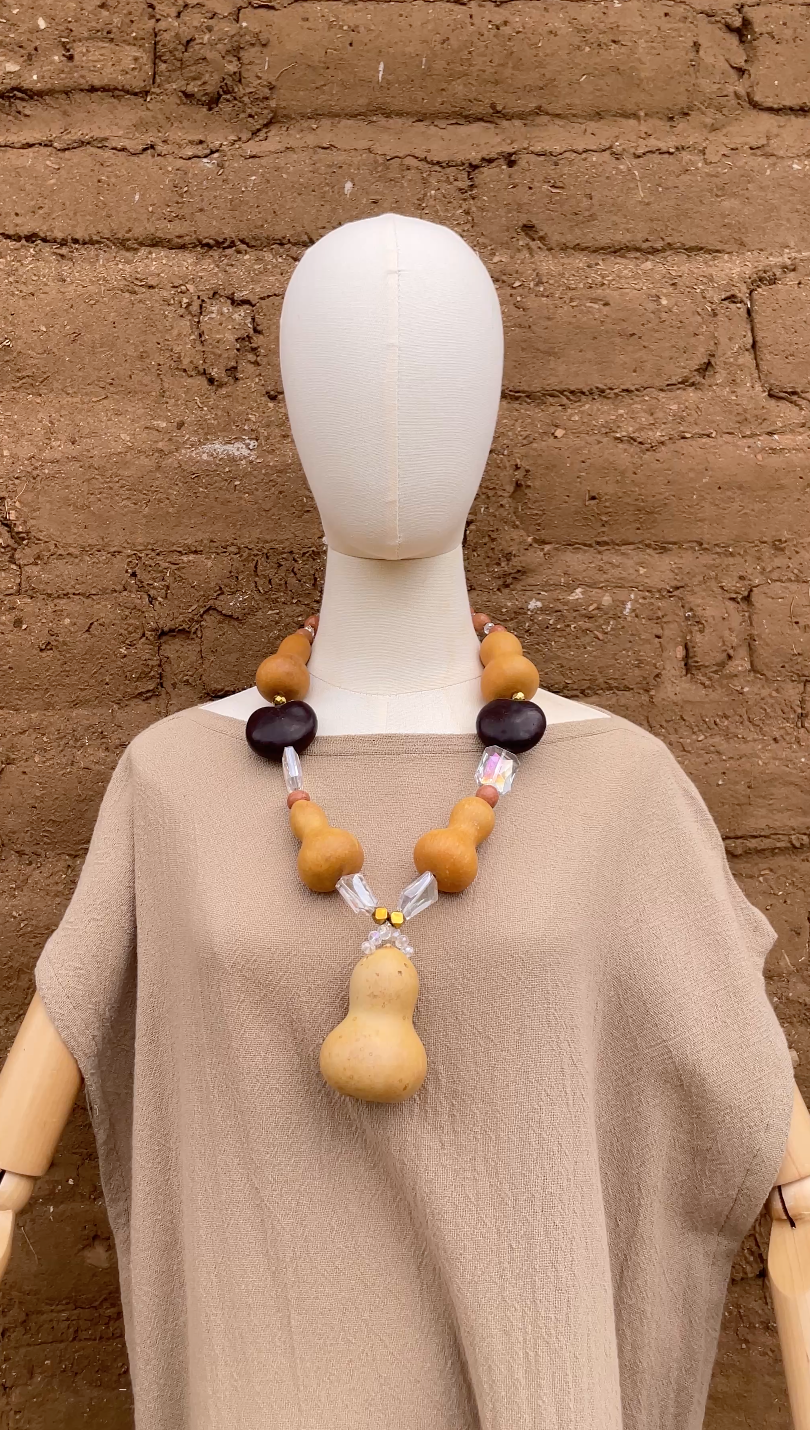 Collar maxibule diverso