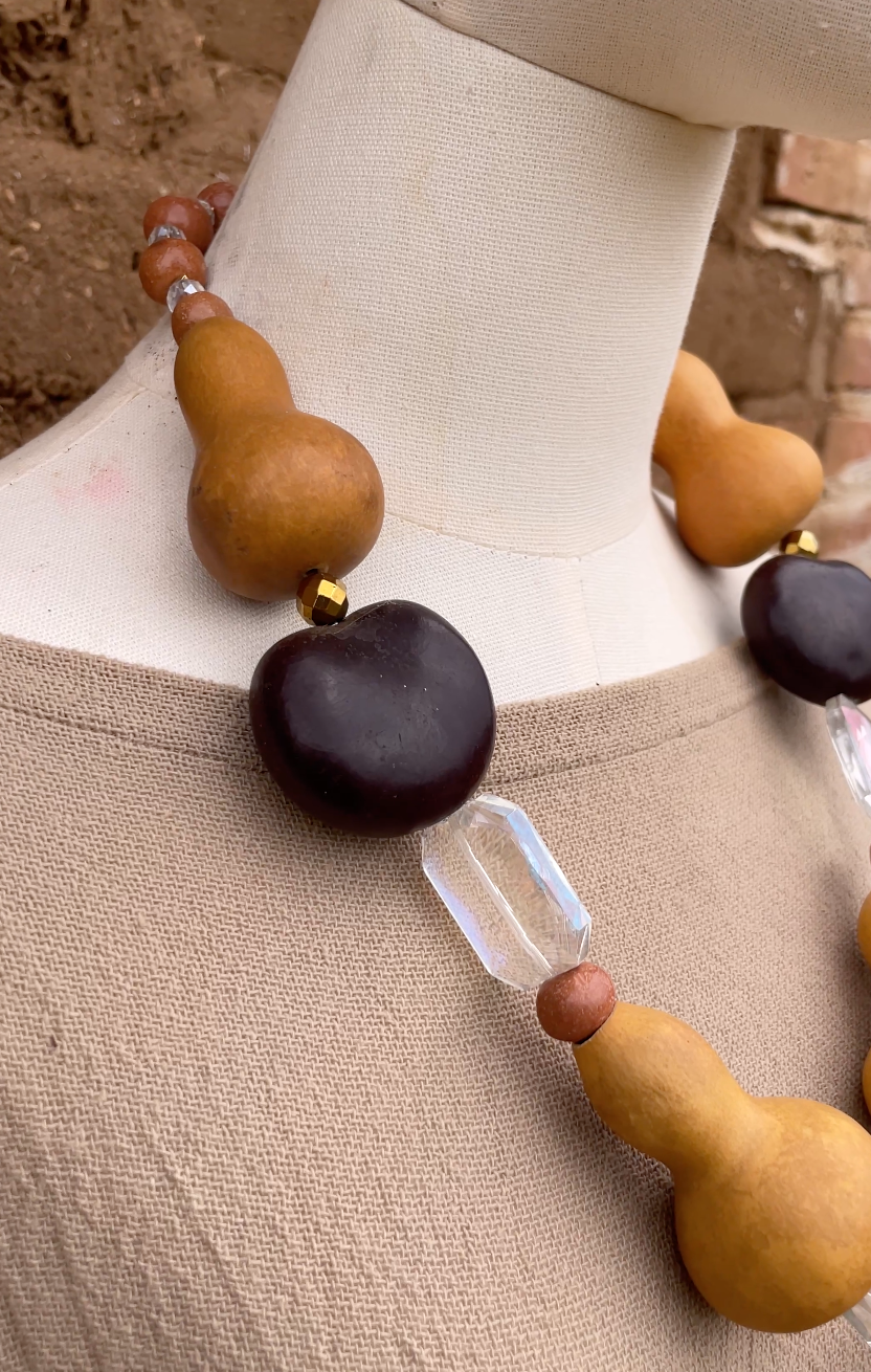 Collar maxibule diverso