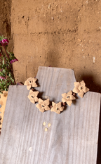 Collar flores tupidas