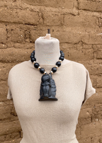 Collar barro negro angelito