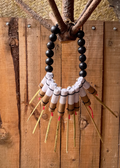 Collar barro negro y carrizo cohete