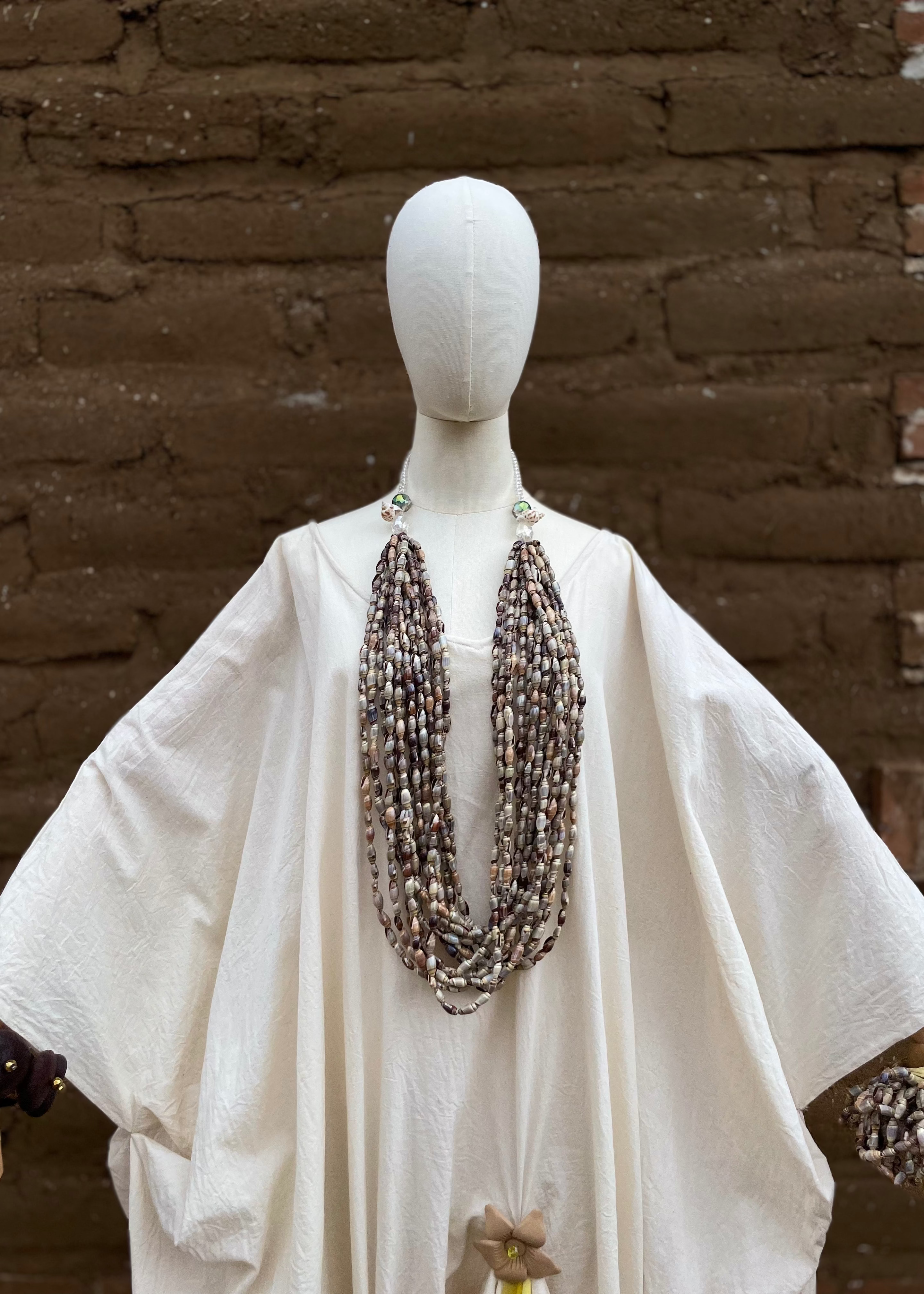 Collar multienredo lagrimas De San Pedro
